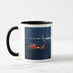 Caneca Trens de um grupo do helicóptero