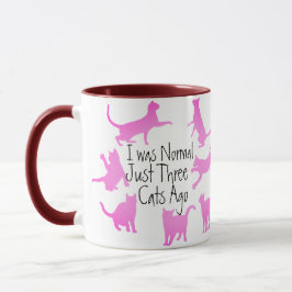 Caneca Três Gatos Atrás - Design Normal Engraçado