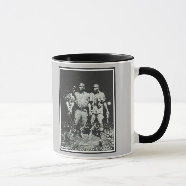 Caneca "Três Servicemen" Vietnam Memorial Mug (Direita)