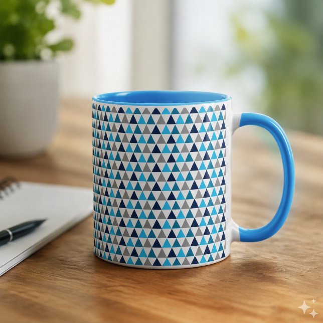 Caneca Triângulos Geométricos Azuis Modernos (Criador carregado)