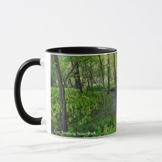 Caneca trilha através do forte chamando floresta estadual (Esquerda)