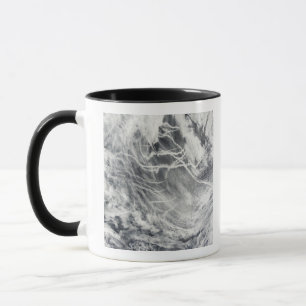 Caneca Trilhas do navio no Oceano Pacífico