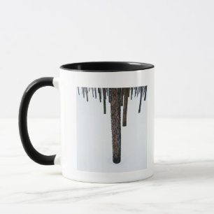 Caneca Troncos de árvore na neve