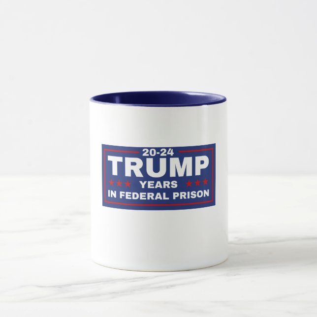 Caneca Trump 20-24 anos na prisão, Democratas Liberais (Centro)