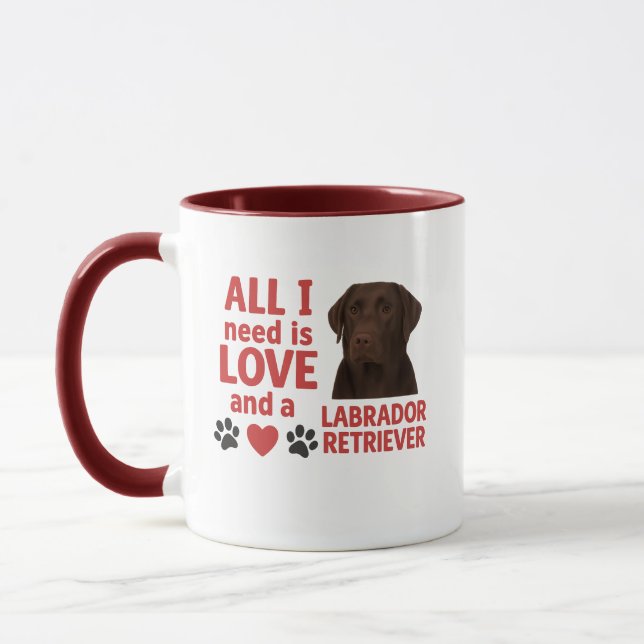 Caneca Tudo que preciso é amor e um labrador marrom (Esquerda)