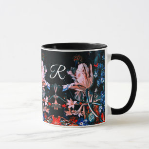 CANECA TULIPAS BRANCAS ROSADAS, MONOGRAMA FLORAL PRETA