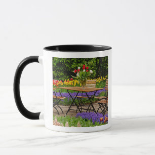 Caneca Tulipas de mesa no jardim, Jardins Keukenhof,