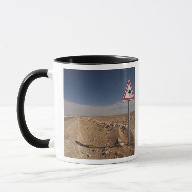 Caneca Tunísia, Área Ksour, Ksar Ghilane, Oleoduto (Esquerda)