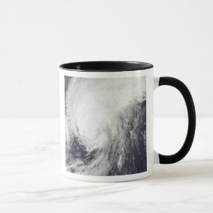 Caneca Typhoon Melor se aproximando do Japão