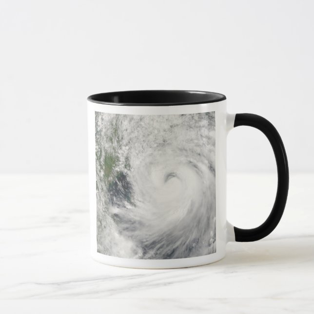 Caneca Typhoon Prapiroon (Direita)