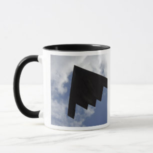Caneca Um espírito B-2 em vôo