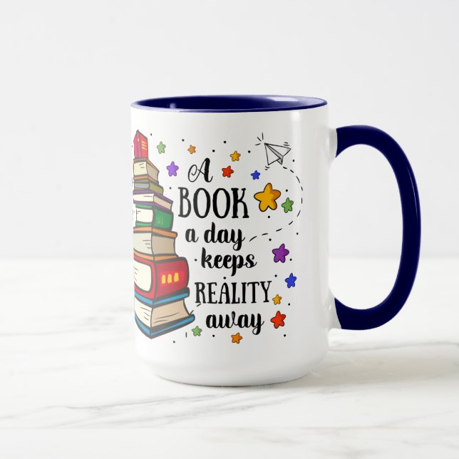 Caneca Um Livro Um Dia Mantém A Realidade Longe (Direita)