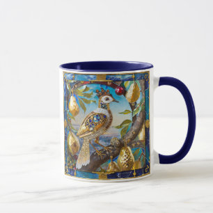 Caneca Um Partucho em uma Árvore de Pera