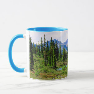 Caneca Um tarn no interior da Ilha de Vancouver