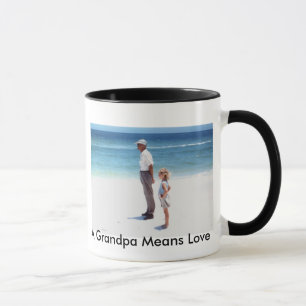 Caneca Um vovô significa o amor