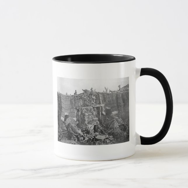 Caneca Uma bateria de arma dois durante a guerra (Direita)