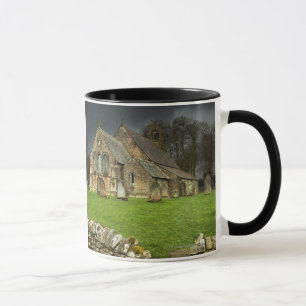 Caneca Uma igreja velha sob um céu escuro