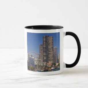 Caneca Uma vista do Marinho Pier de Chicago