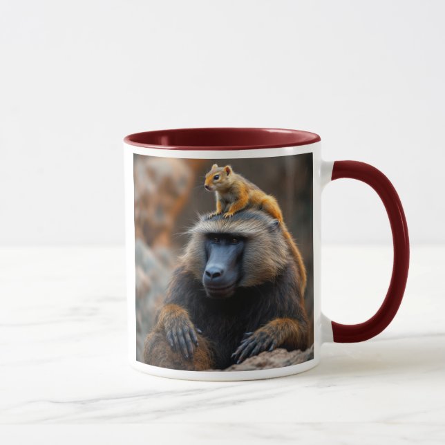 Caneca Un babouin avec un écureuil sur sa tête. (Direita)