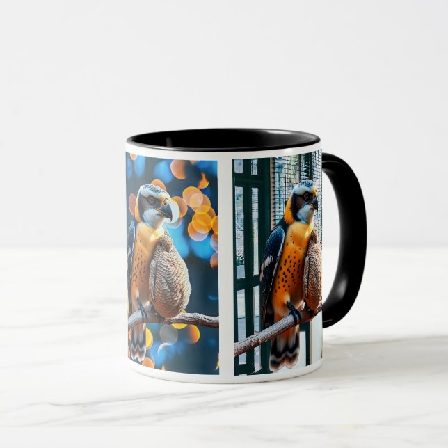 Caneca Un faucon descendant des rapaces fixe l'horizon. (Frente Esquerda)