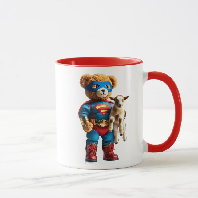 Caneca Un ours super-héros tenant un chevreau. (Direita)