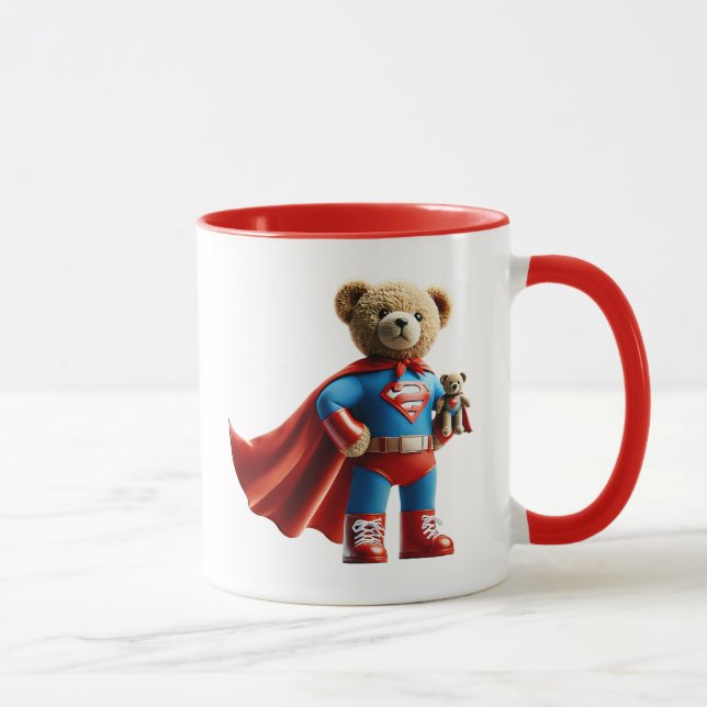 Caneca Un ours super-héros tenant une peluche. (Direita)