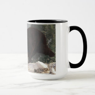 Caneca Urso de urso que persegue o coelho