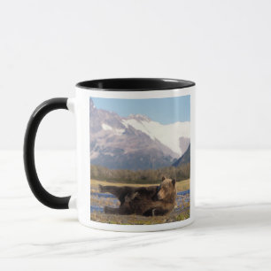 Caneca Urso marrom, urso pardo esticado esticando-se nas 