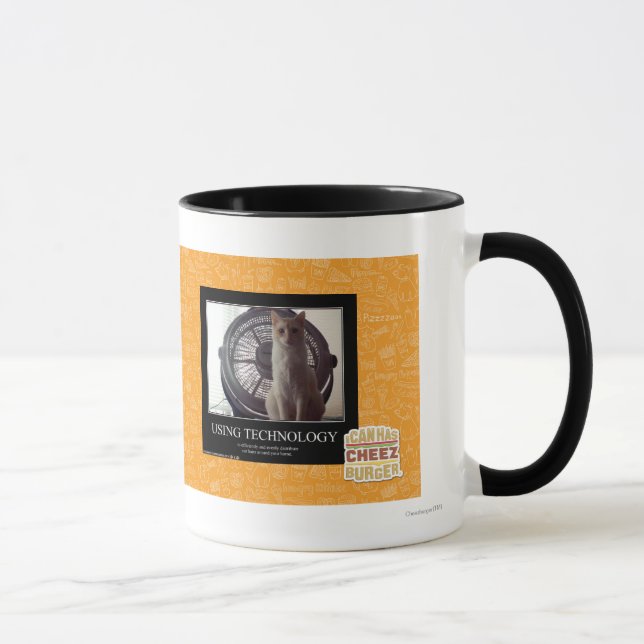 Caneca Usando a tecnologia (Direita)