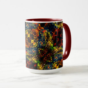 Caneca Verde Amarelo Vermelho no Papel Escuro Flor e Esco