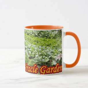 Caneca verde do milagre do espaço de Baltimore