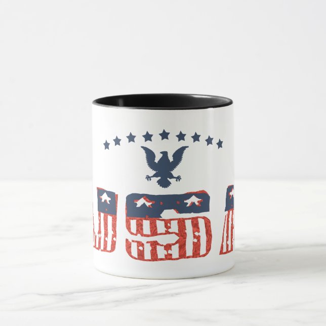 Caneca Versão Grunge Patriota da Águia Americana (Centro)