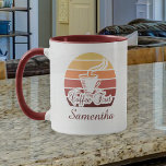 Caneca Vintage Funny Abstrato Café Nome Red Mug<br><div class="desc">As pausas ocasionais são muito importantes para serem mais produtivas a longo prazo. Mas, ao lado do repouso, a melhor maneira de ajudar a melhorar a produtividade é o consumo de cafeína. Daí o tema dessa Design de Mug. Design é constituído por uma paleta colorida de padrão macio vintage com...</div>