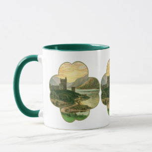 Caneca Vintage Lucky Dourada Shamrock com um castelo irla