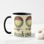 Caneca Vintage Science Fiction Steampunk Hot Air Balon<br><div class="desc">Ilustração Vintage Ciência Vitoriana Ficção viagem futurista e imagem de punk a vapor de transporte. Um balão de ar quente (um dirigível) com asas voando sobre o oceano com navios. Um castelo está em terra e uma multidão de pessoas está na costa perto do mar. Um clássico design de ficção...</div>