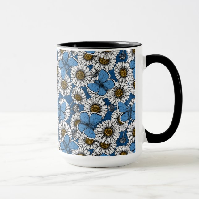 Caneca Visitas, flores brancas silvestres e borboletas az (Direita)