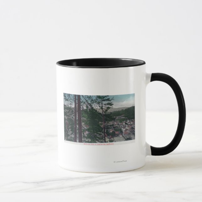 Caneca Vista aérea da cidade de Guerneville, CA (Direita)