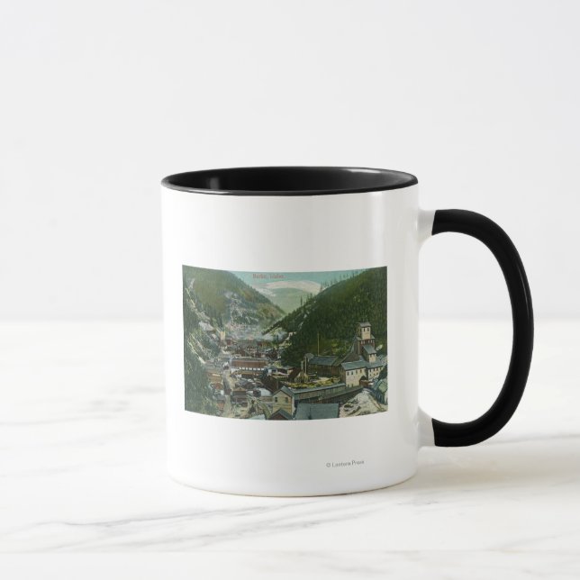 Caneca Vista aérea da cidade e montanhasBurke, ID (Direita)