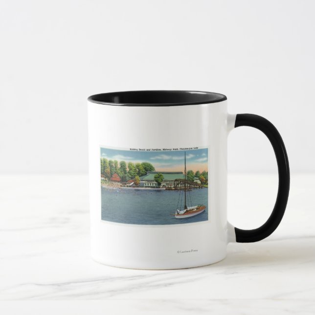 Caneca Vista de Midway Park Beach e Pavilion (Direita)