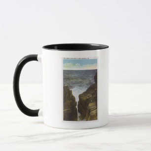 Caneca Vista de penhascos da cabeça calva, o desfiladeir