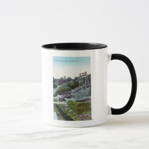 Caneca Vista de um diamante MineOroville, CA