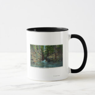 Caneca Vista do Barco a Passar pelo Flume