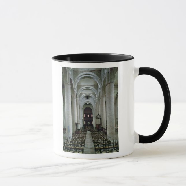 Caneca Vista do nave, olhando para o altar (Direita)