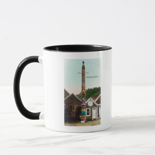 Caneca Vista do Raven TotempoleWrangell, AK (Esquerda)