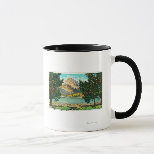 Caneca Vista dos Lagos Gêmeos perto de Bridgeport (Direita)