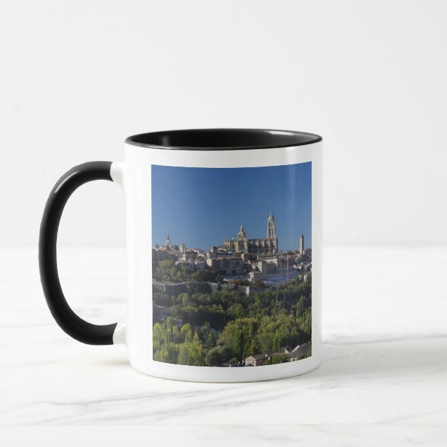 Caneca Vista elevada da cidade com a Catedral de Segóvia (Esquerda)