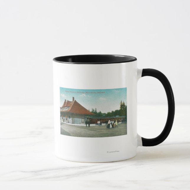 Caneca Vista exterior da estação ferroviária (Direita)