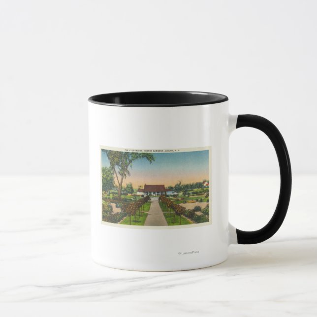 Caneca Vista Exterior do Hoopes Gardens Club House (Direita)