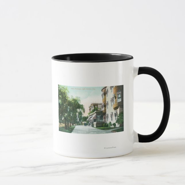 Caneca Vista Exterior do Hotel Robinson (Direita)