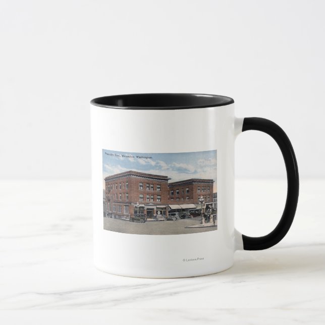 Caneca Vista Exterior do Hotel Wenatchee (Direita)